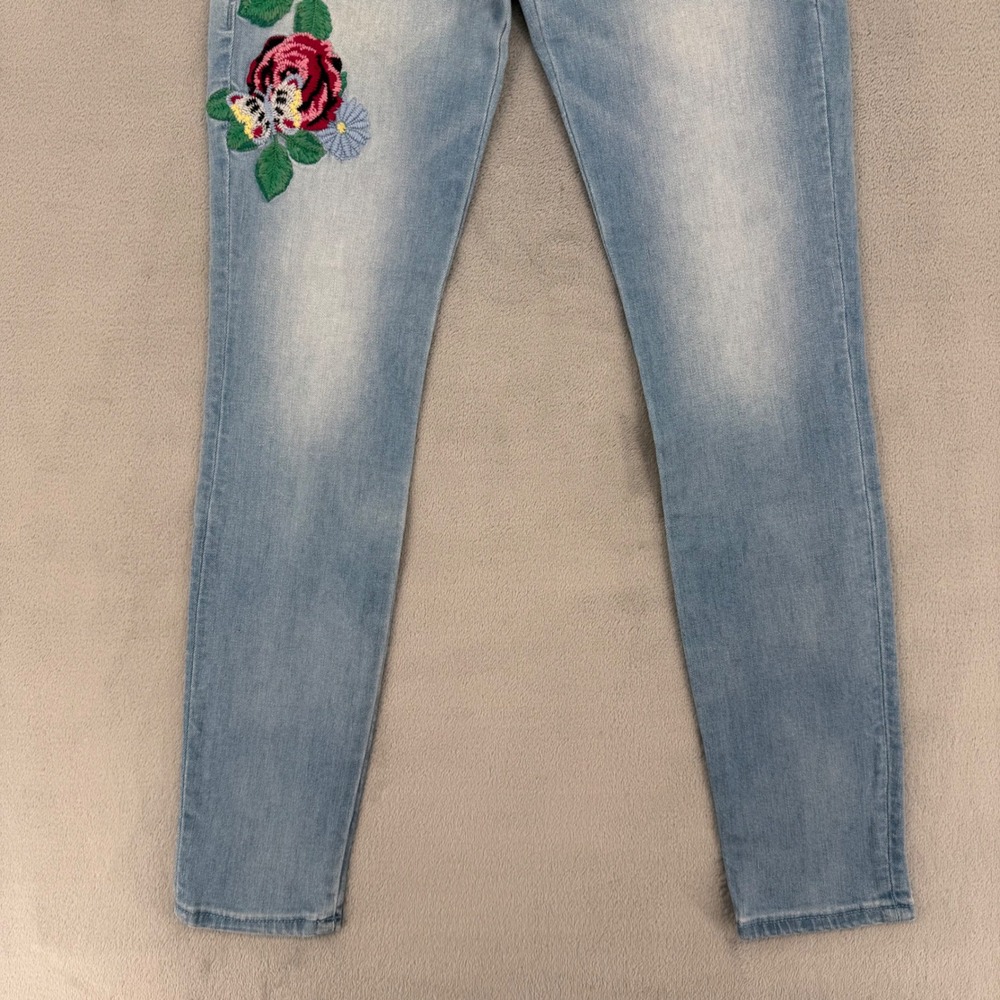 True Religion Halle Super Skinny Jeans Womens 25 Light Wash Floral Embroidered - Picture 4 of 16